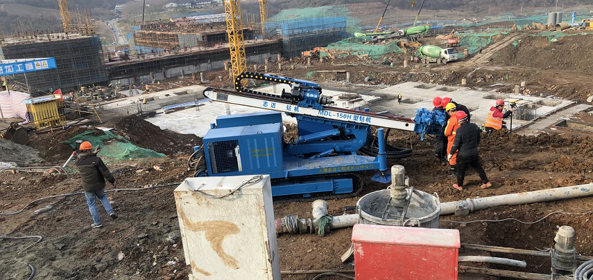 江蘇南京江寧區(qū)、囊式擴(kuò)大頭錨桿施工現(xiàn)場(chǎng)